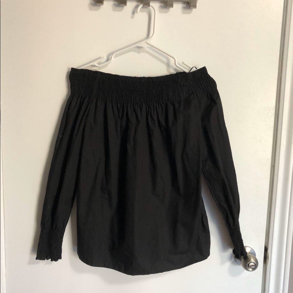 EXCELLENT CONDITION ZARA off the shoulder top